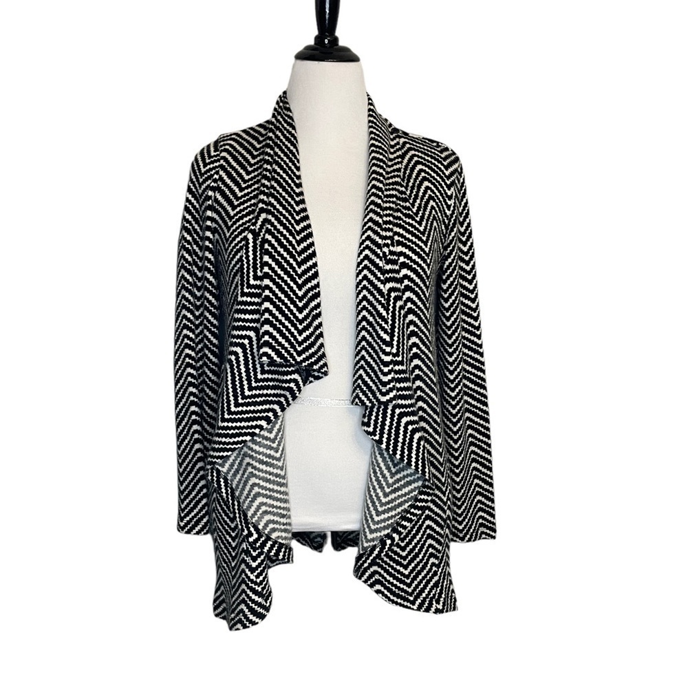 𝅺SKIES Are Blue Black White Chevron Convertible‎ Cardigan Sweater S